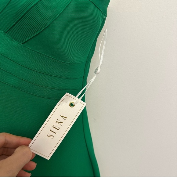 NWT SIENA Emerald Green Banded Mini Dress - Picture 10 of 10